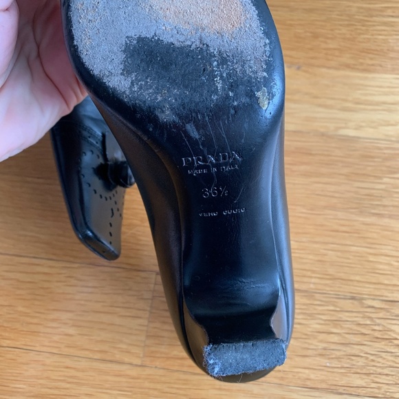 Prada Square Toe Heel with Flower Detail - Picture 7 of 8